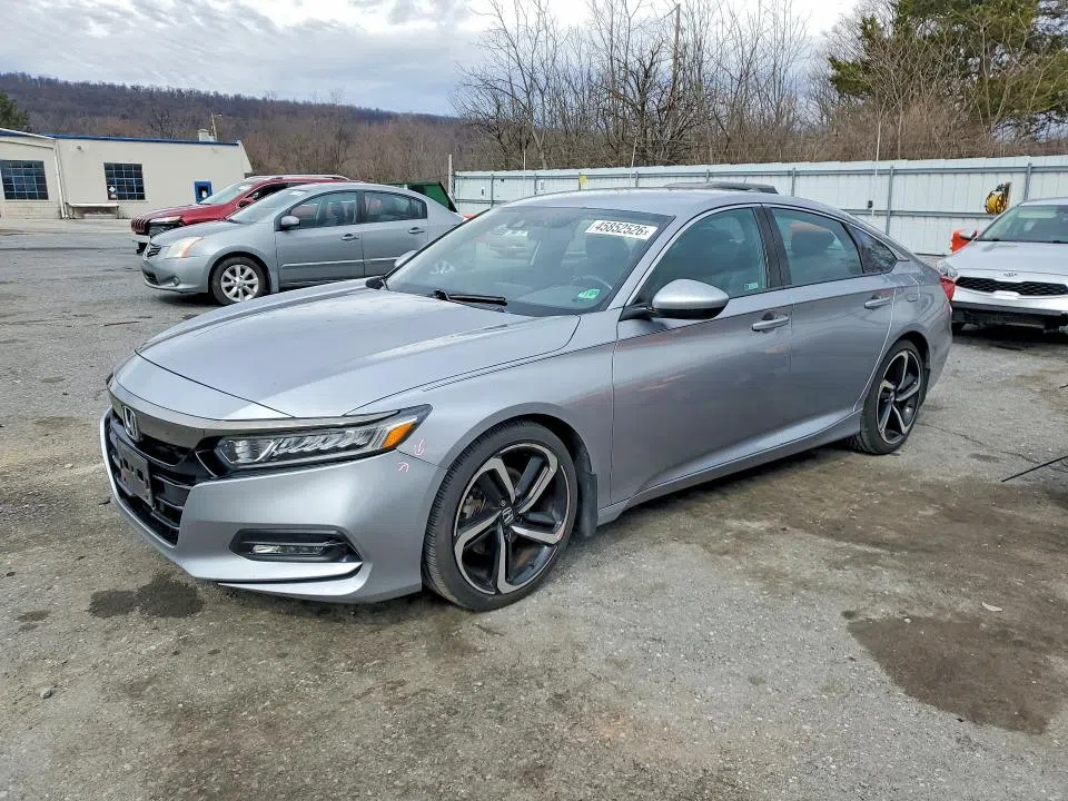 1HGCV1F30JA267500