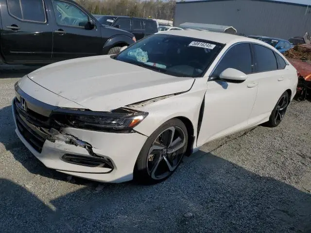 1HGCV1F30KA086382