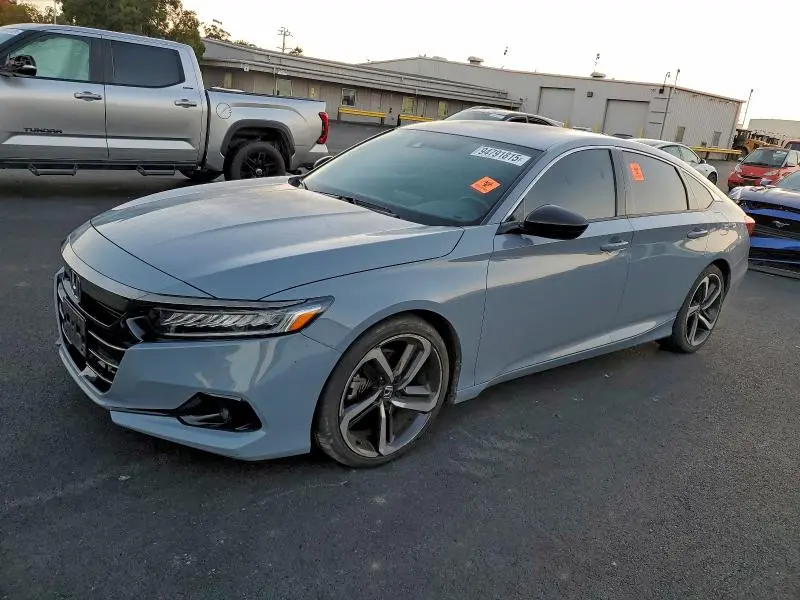 1HGCV1F30NA012528