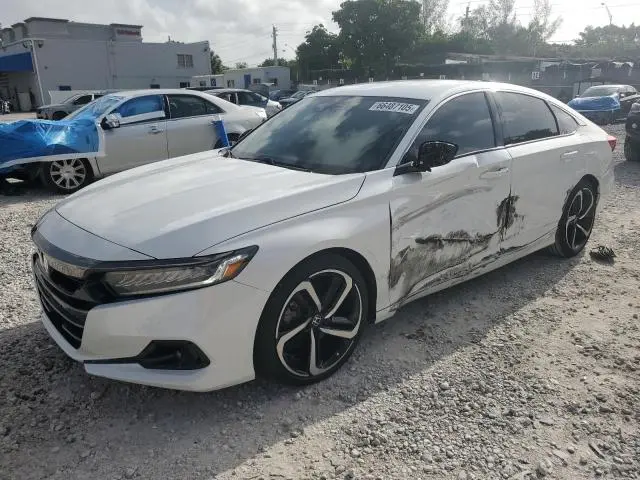 1HGCV1F30NA040684