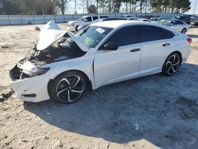 1HGCV1F30NA076052