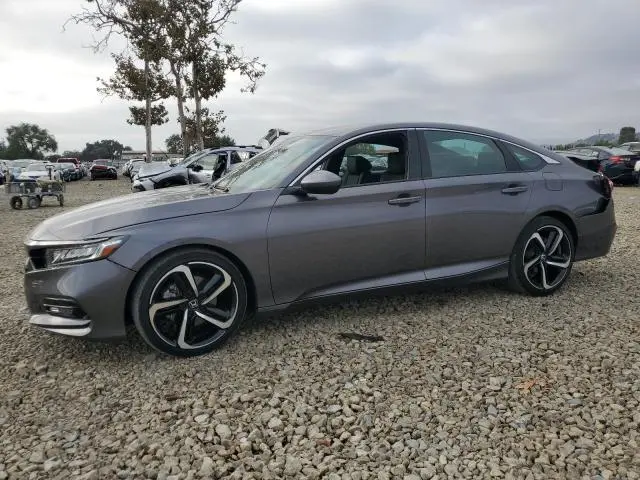 1HGCV1F31JA164067