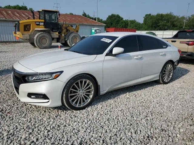 1HGCV1F31JA186506