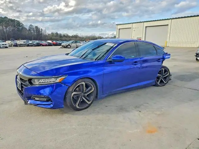 1HGCV1F31KA083037