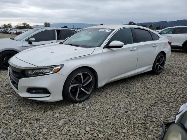 1HGCV1F35JA009960