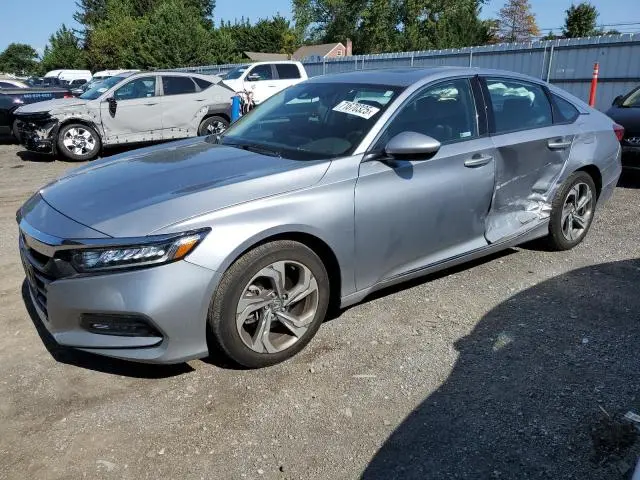 1HGCV1F42KA095738