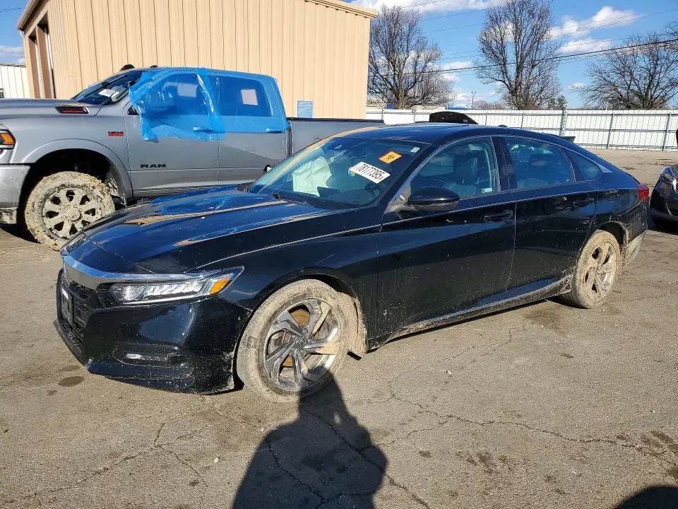 1HGCV1F50JA064690