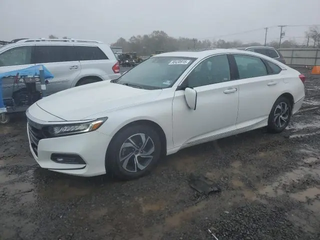 1HGCV1F53KA084322