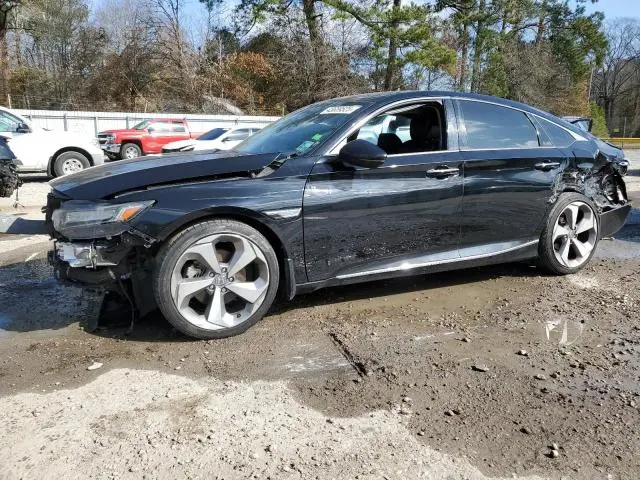 1HGCV1F90JA028744
