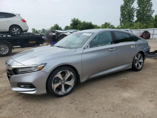 1HGCV1F96JA806450
