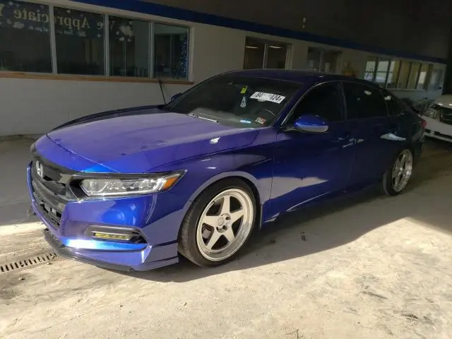 1HGCV2E30JA046762