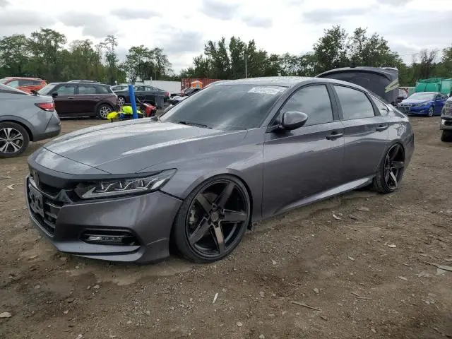 1HGCV2E35JA010811