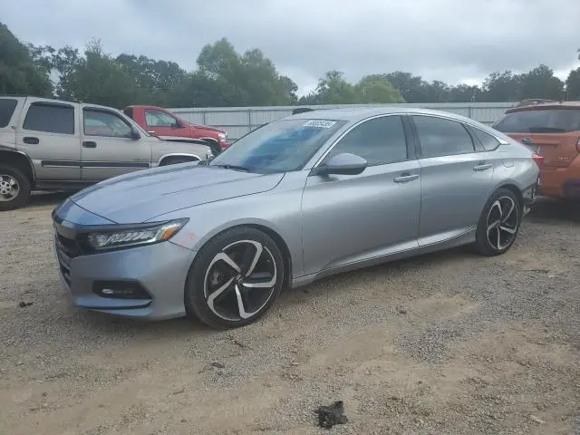 1HGCV2F30LA008031