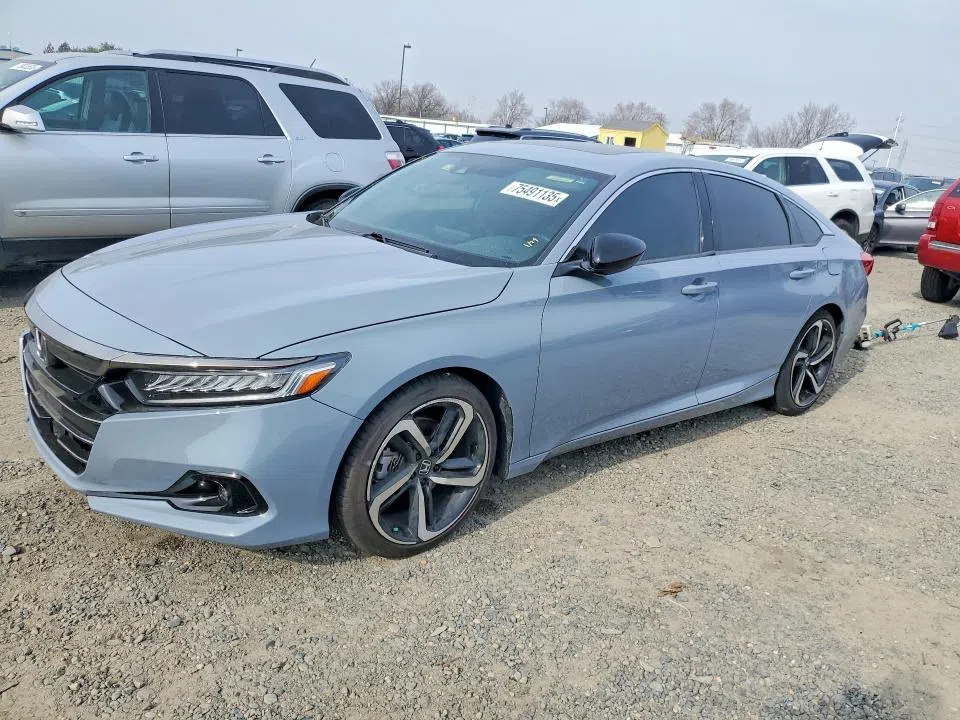 1HGCV2F30MA022304