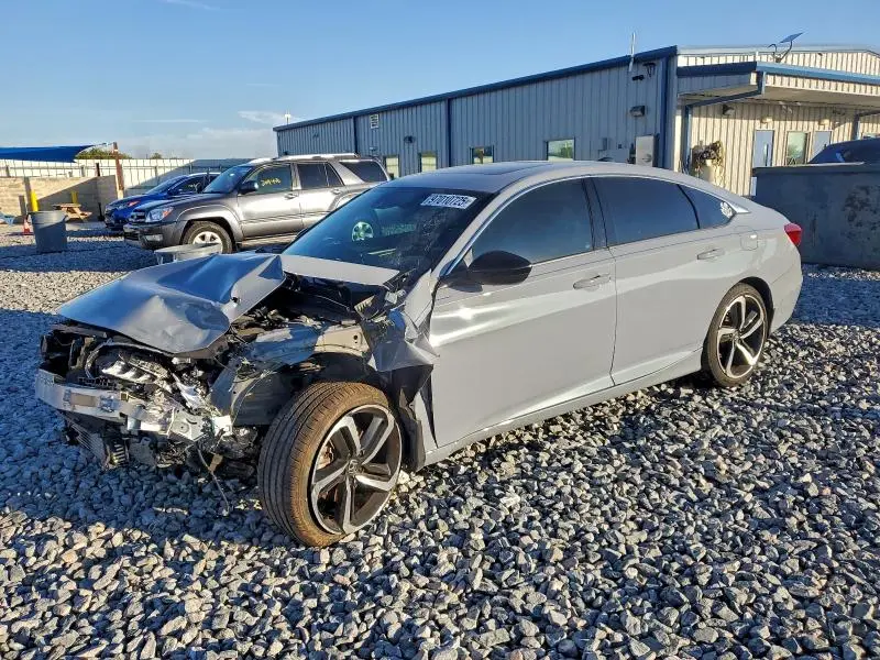 1HGCV2F30NA018819