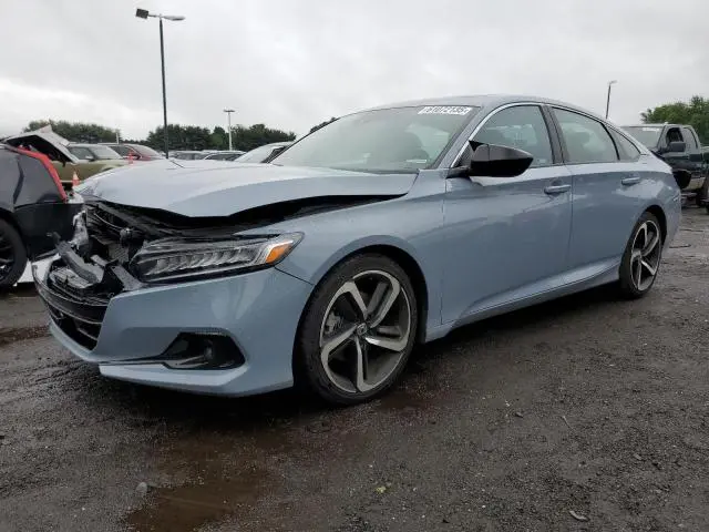 1HGCV2F31NA018893