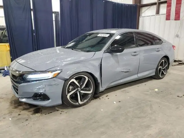 1HGCV2F35NA005743