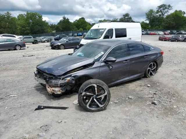 1HGCV2F37KA013645