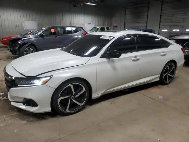1HGCV2F38NA005932