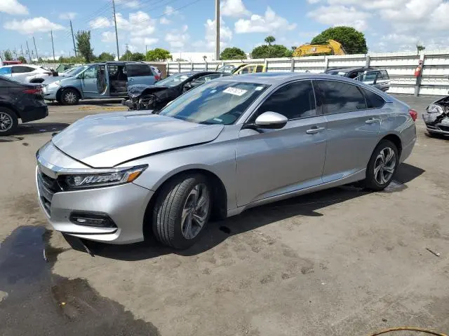 1HGCV2F52KA015269
