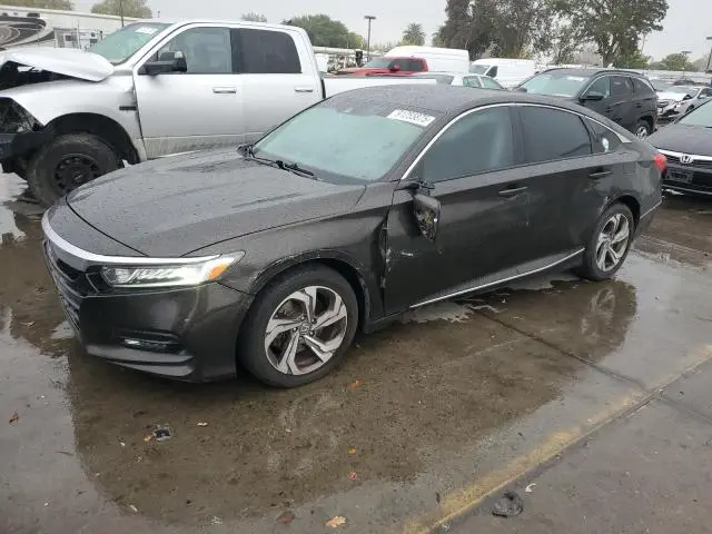 1HGCV2F56JA004628
