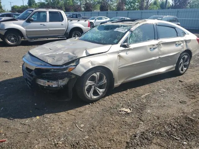 1HGCV2F56JA019422