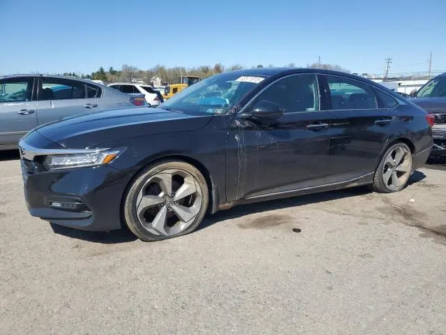 1HGCV2F90JA018804
