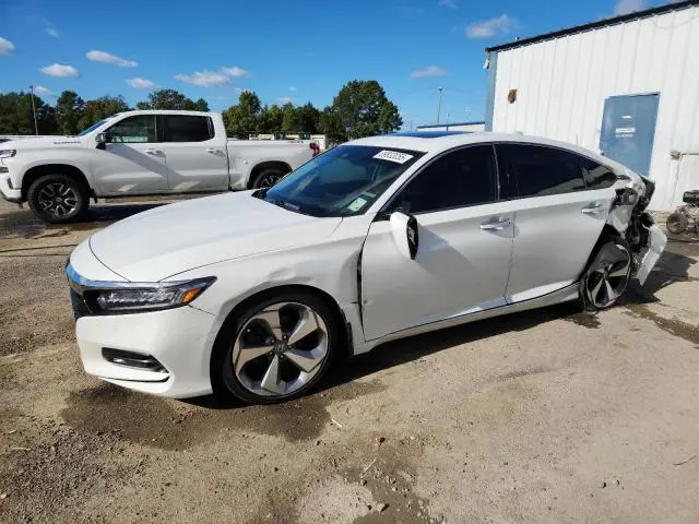1HGCV2F90JA035263