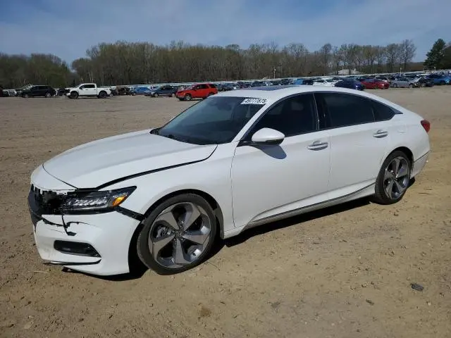 1HGCV2F90JA048336