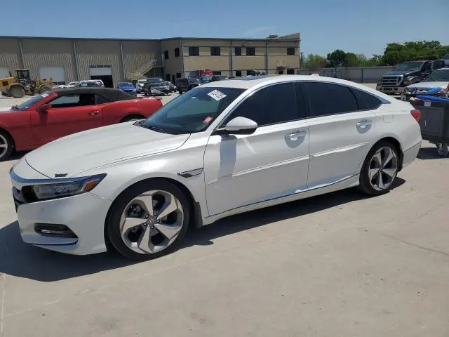 1HGCV2F92LA018533