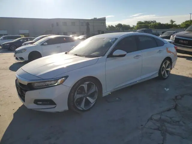 1HGCV2F98LA030413