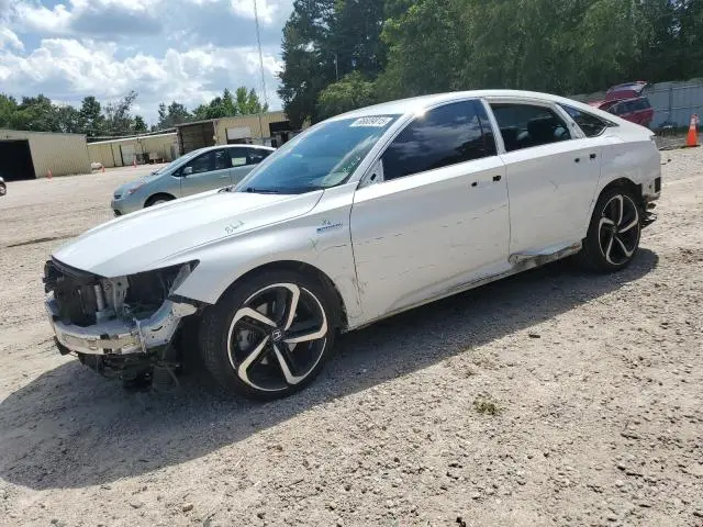 1HGCV3F28NA027572