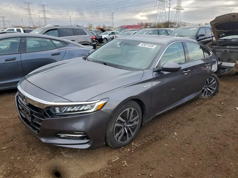 1HGCV3F43KA018484