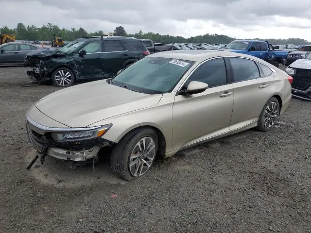 1HGCV3F50JA000905