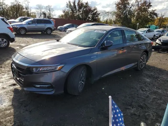 1HGCV3F50JA015579