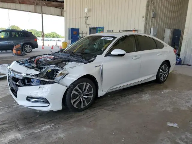 1HGCV3F50KA021030