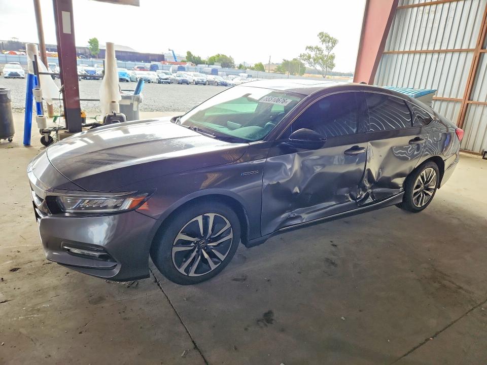 1HGCV3F51KA012370