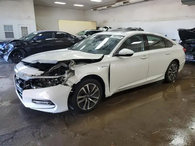 1HGCV3F52KA005475