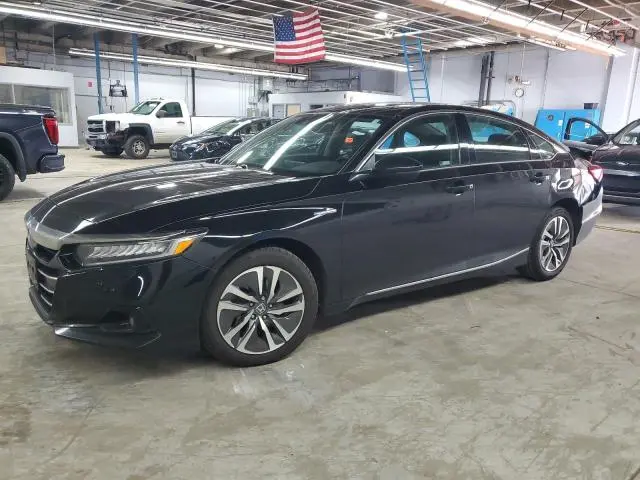 1HGCV3F52MA019198