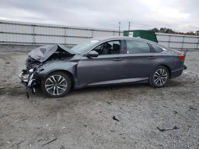 1HGCV3F54KA019331