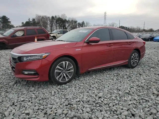 1HGCV3F56KA011537