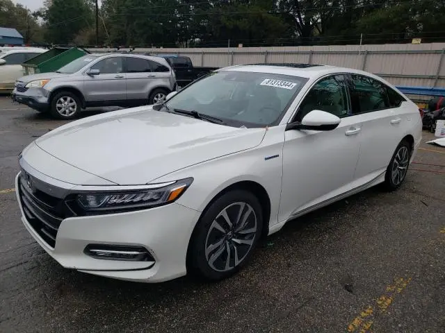 1HGCV3F60JA000444