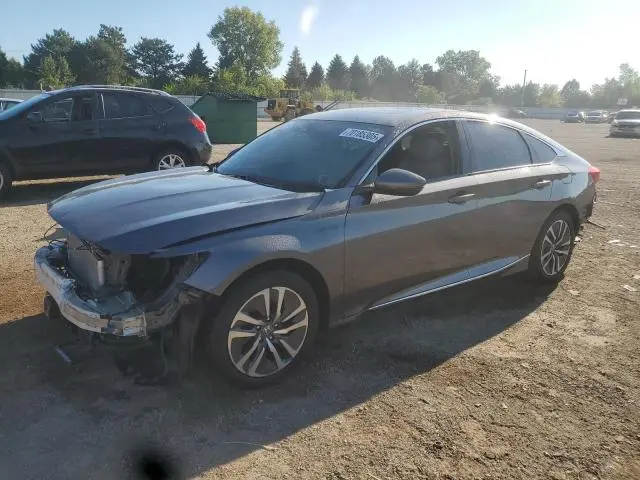 1HGCV3F63JA006979
