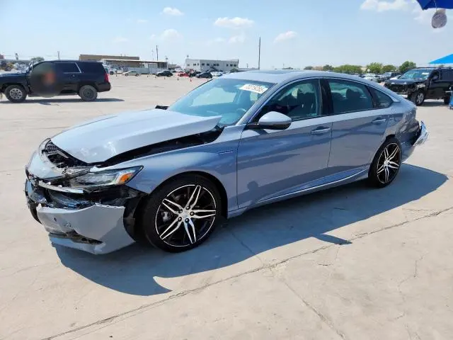 1HGCV3F90NA003022