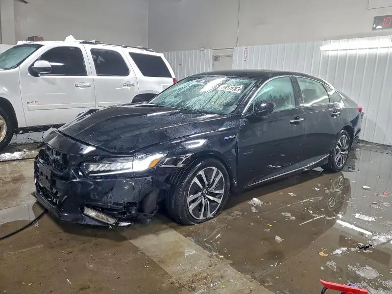 1HGCV3F94LA011301