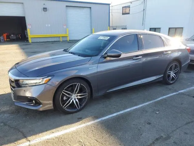 1HGCV3F95NA014873