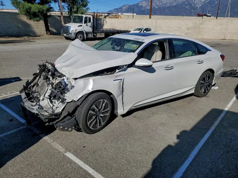 1HGCV3F99KA001829