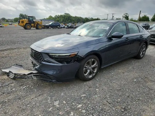 1HGCY1F30RA089686