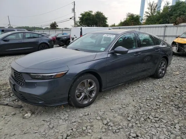 1HGCY2F64PA051083