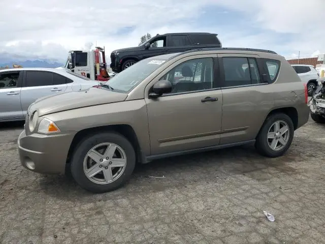 1J8FT47W98D693084